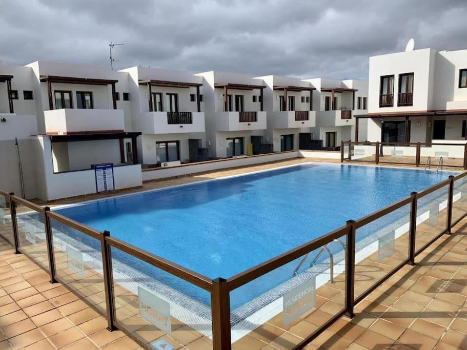 Casa Marla Mit 3 Schlafzimmern Und 2 Badezimmern Пуэрто-Калеро Экстерьер фото